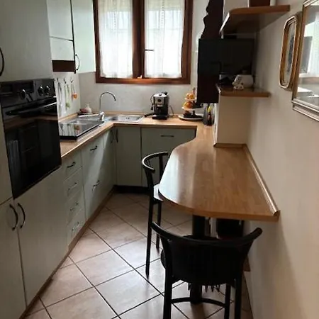 Casa Con Guardino A 100 Mt Dal Mare