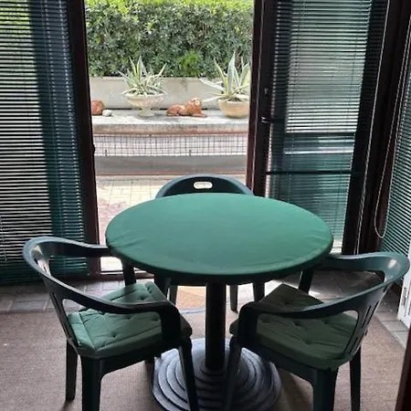 Casa Con Guardino A 100 Mt Dal Mare Apartamento *