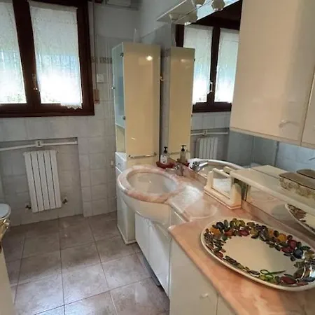 Casa Con Guardino A 100 Mt Dal Mare